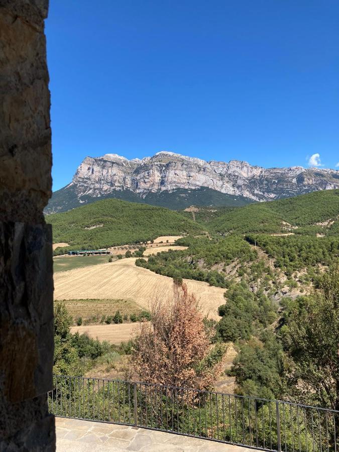 Vistas A La Montana En Un Pueblo Con Encanto. El Pueyo de Araguás Exteriör bild