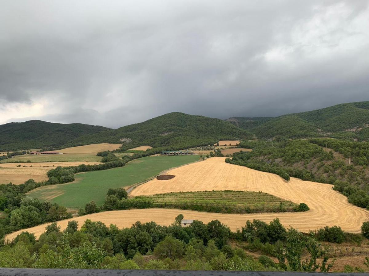 Vistas A La Montana En Un Pueblo Con Encanto. El Pueyo de Araguás Exteriör bild